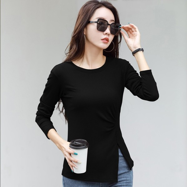 Bluză de damă modernă cu mâneci lungi și cu fantă laterală