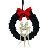 Halloweeni gooti stiilis paari pealuu, musta roosi pärja, rippuv uks, kaunistus skelett armastaja vanikupeo ripats, kodukaunistus