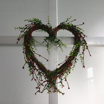 Изкуствен червен мини-ягоден венец във формата на сърце Сърце от праскова Зелен растителен венец Сватбена висяща декорация на врата Декорация на стена