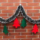 Mīlīgs mākslīgais priedes vainags ar plašu pielietojumu Priedes vītne Vivid DIY Uzkrītošā mākslīgā priedes vītne