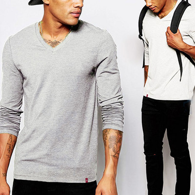 Ovaalse kaelusega meeste pluus