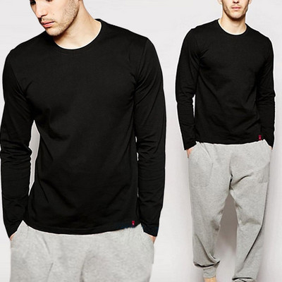 Ovaalse kaelusega meeste pluus