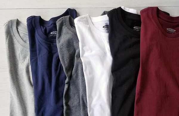 Ovaalse kaelusega meeste pluus