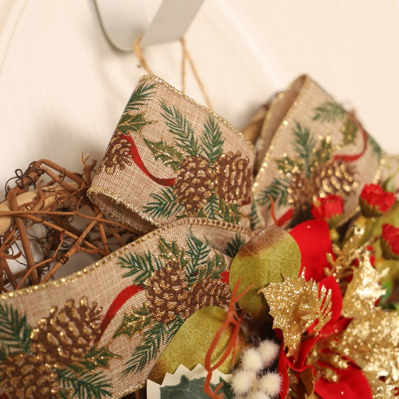 Jõulupärja südamekujuline festival siseruumides välitingimustes mitmeotstarbeliste tuledega koduukse kaunistamiseks