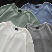 Ühevärviline meeste pikkade varrukatega pluus