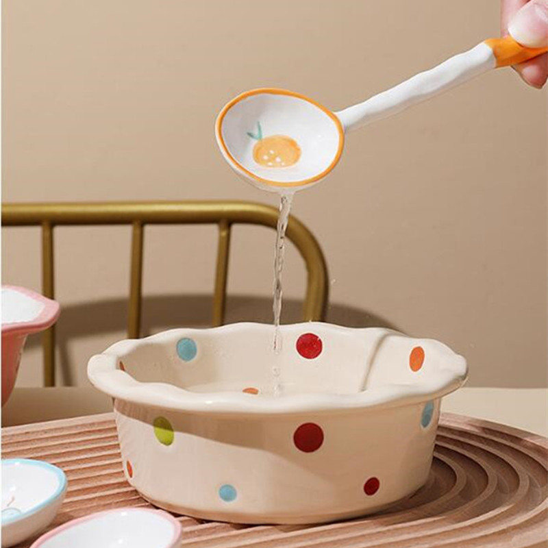 Lingură minunată din ceramică, desene desenate japoneze pictate manual, lingură de desert pentru uz casnic, mâner lung pentru copii, lingură mică pentru supă pentru mâncare și băutură