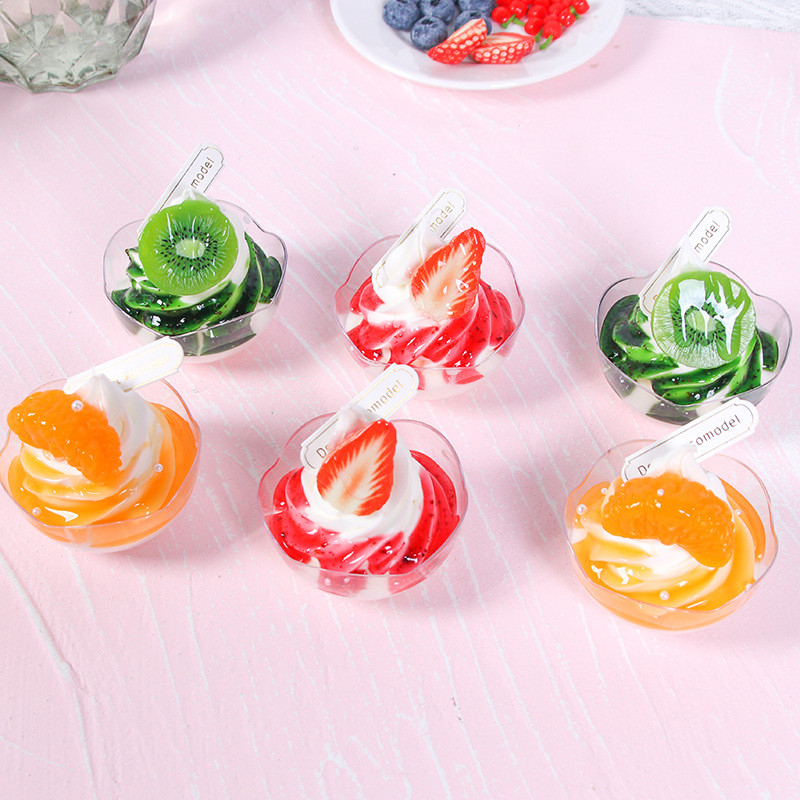 Kodusimulatsioon Pehmed lõhnavad tassikoogid Võltsitud jäätisekauss Model Dekoratsioonirekvisiidid Toidumudel Pulmarekvisiidid