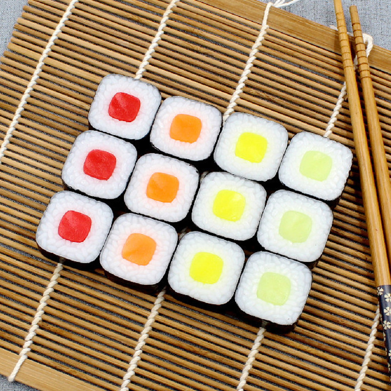 Mâncare falsă artificială Sushi Somon Model Rollo de orez Recuzită pentru fotografie Ornament de casă Artizanat Decorare alimentară Jucării pentru copii Simulare