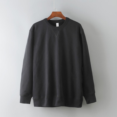 Bluză bărbătească curată – cu decolteu oval