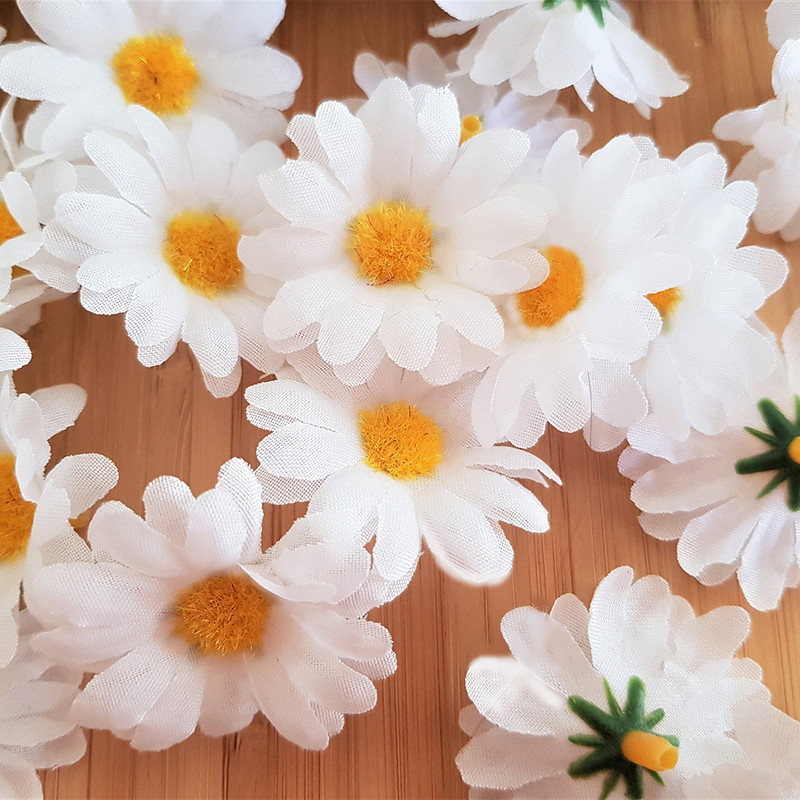 50 buc Flori artificiale de floarea soarelui Faux Daisy Cap de floare Decoratiuni de nunta DIY Design Floral Artizanat Artizanat Decor pentru petreceri