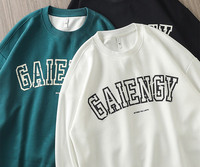 Tasuta mustriga meeste pluus kirjaga