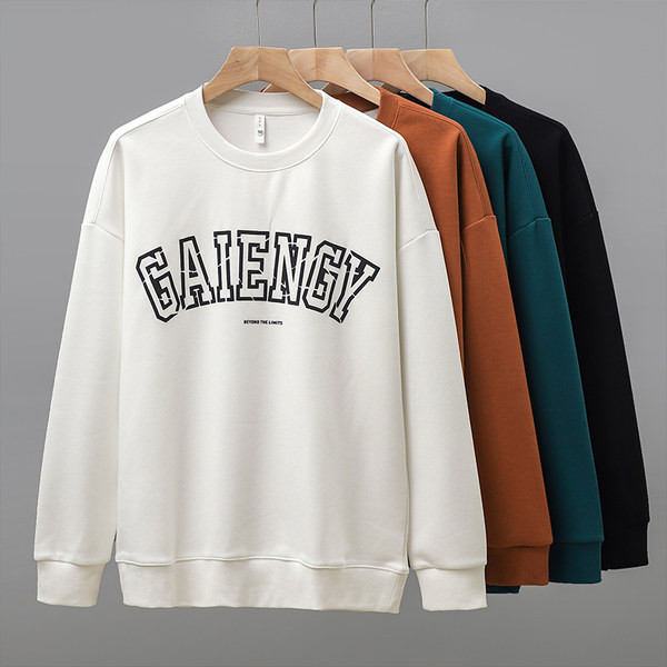 Tasuta mustriga meeste pluus kirjaga