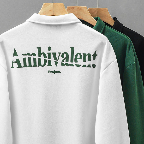 Klassikalise krae ja nööpidega meeste pluus