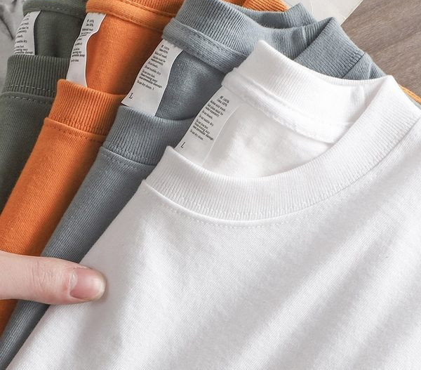 Bluză cu mânecă lungă, cu model curat, cu gât oval, pentru bărbați