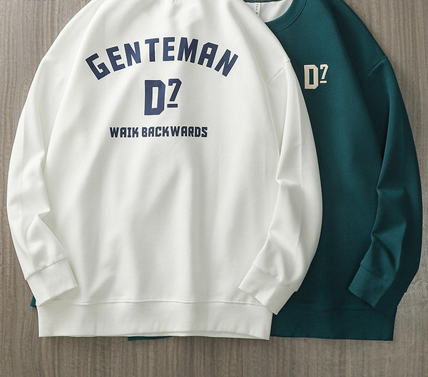 Uus mudel meeste pluus kirjaga - mitut värvi