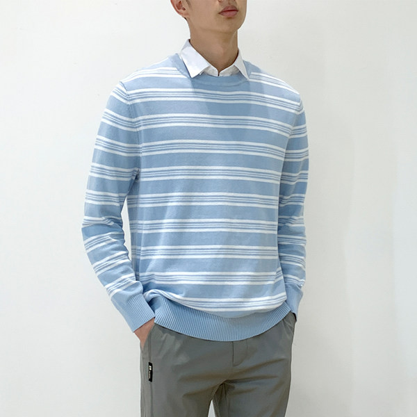 Muški prugasti džemper s okruglim izrezom