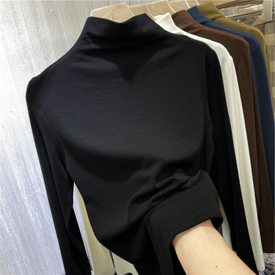 Bluză de damă cu guler polo și mâneci lungi - model curat