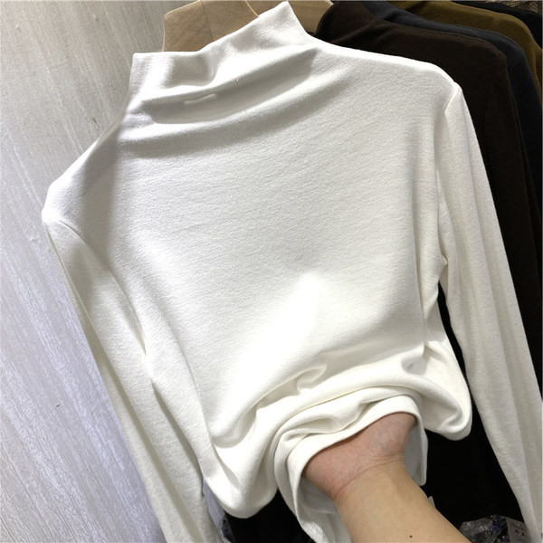 Bluză de damă cu guler polo și mâneci lungi - model curat