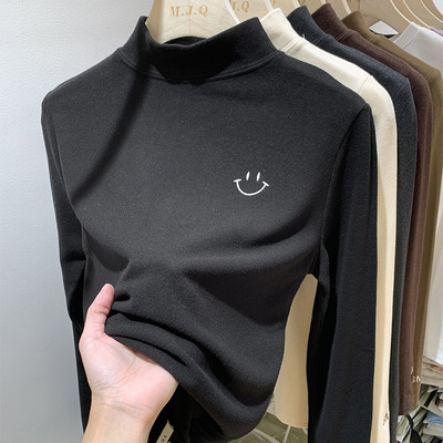 Bluza de dama model nou cu broderie