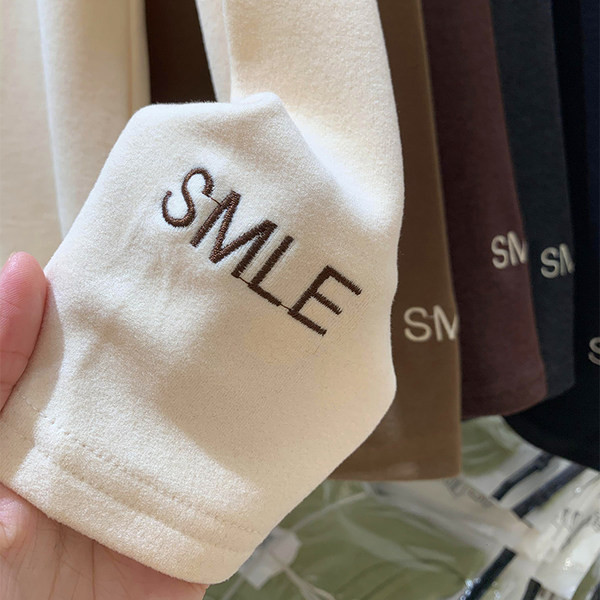 Bluza de dama model nou cu broderie