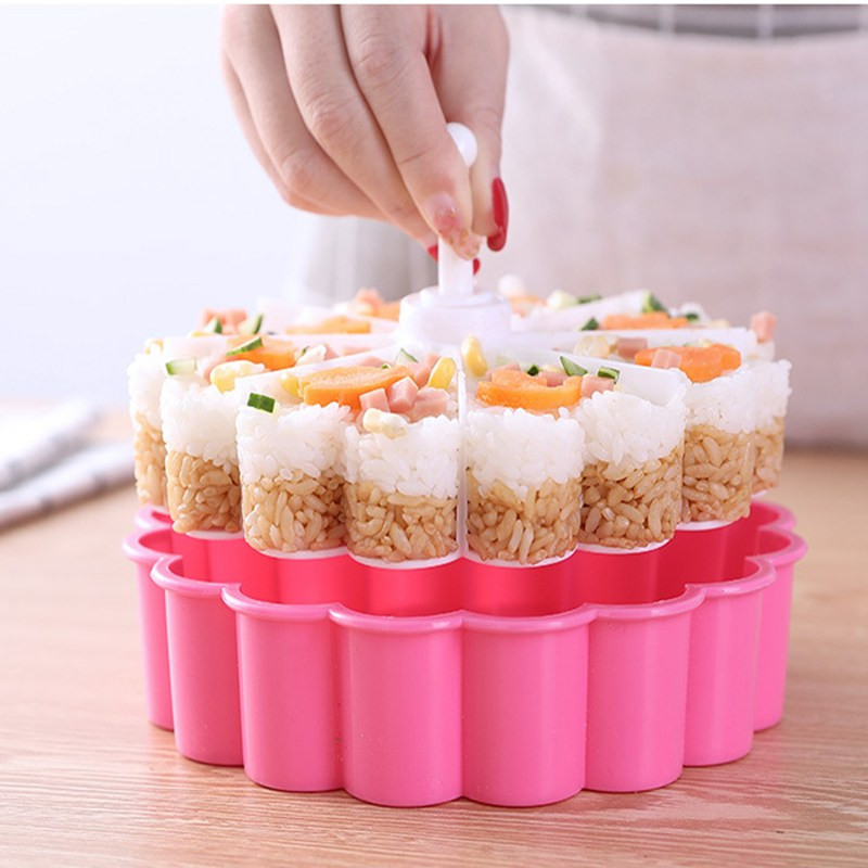 Torto formų rinkinys Sušio formos Maistas PP medžiaga Trikampis Pyragai Formos Blynai Kepimas Fondantas Ryžių rutulys Virtuvė Sušio formavimo įrankiai Įrankiai