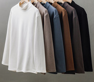 Bluză bărbătească din lână cu guler înalt