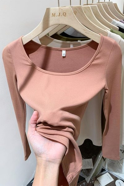 Naiste vabaaja triibuline ümarkaeluspluus