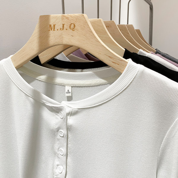 Bluză casual de damă cu mâneci lungi și închidere cu nasturi