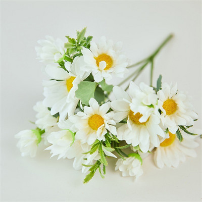 Kummelid 15 pead siidist kunstlill karikakra valge võltslilled tuba pulmaauto laua pidu Kingitused kaunistused isetehtud kimp