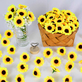 50/100 tk Mini Sunshine Päevalillepea Daisy Flower Abielutoa sisustus DIY lilleseade Pulmakunst