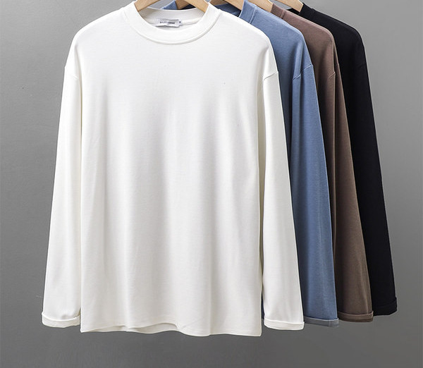 Meeste pikkade varrukatega talvepluus