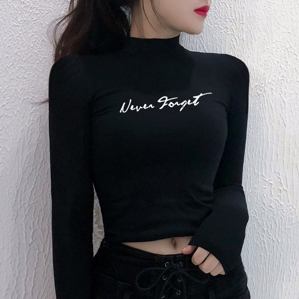 Bluza scurta dama model nou cu guler jos - culoare alb-negru