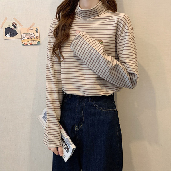 Bluza de dama in dungi model nou cu guler polo si maneca lunga