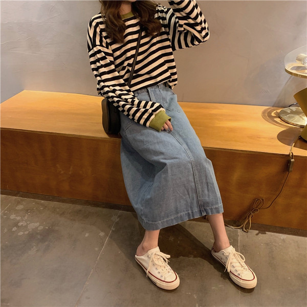 Bluză de damă în dungi cu mânecă lungă