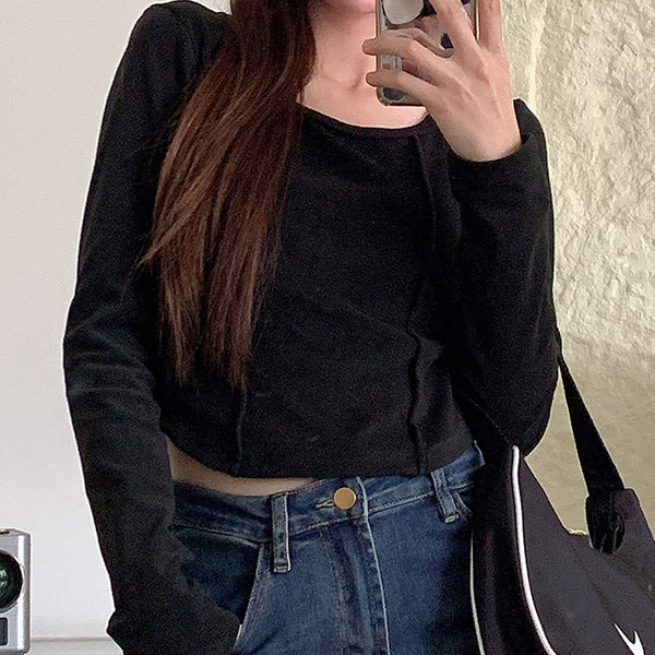 Bluză casual de damă - cu mâneci lungi și decolteu oval