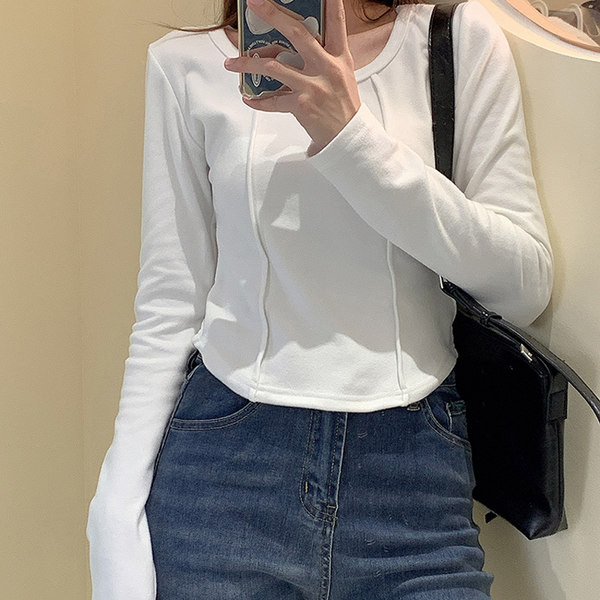 Bluză casual de damă - cu mâneci lungi și decolteu oval