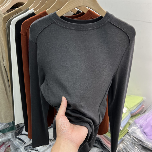 Tricou de damă cu mânecă lungă de culoare uni