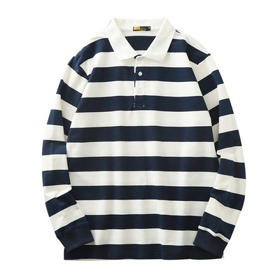 Klassikalise krae ja nööpidega meeste pluus