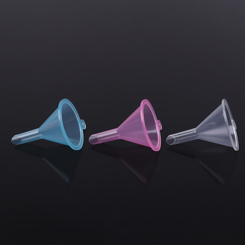 20 tk/partii Väike plast Parfüümi Difuusori Pudelile Mini Vedelõli Lehtrid Laboritööriistad 6mm Ava läbimõõduga Parfüümi Lotion Lehter