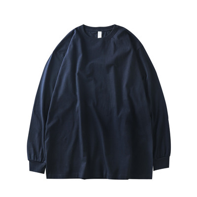 Lai meeste pluus erinevates värvides