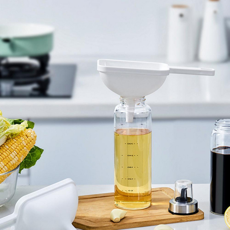 Ανθεκτικό υγρό χωνί Φιλικό προς το χρήστη Γάντζος χοάνης κουζίνας Σχεδιασμός ορθογώνιος διανομέας με λαβή κρασί διανομής