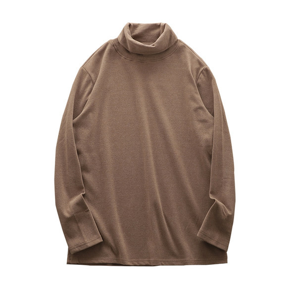 Μονόχρωμη ανδρική μπλούζα με γιακά πόλο