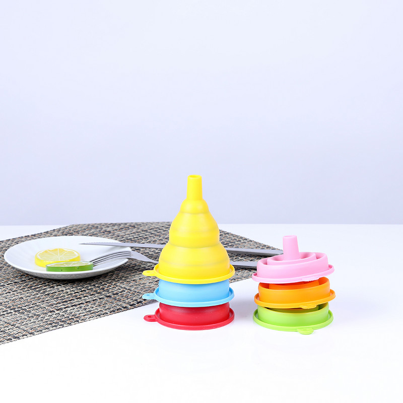 Lijevak za posebne alate od 1 komada Mini silikonski gel sklopivi lijevak Kuhinjski sklopivi lijevak za vodu i tekućinu otporan na toplinu i ulje