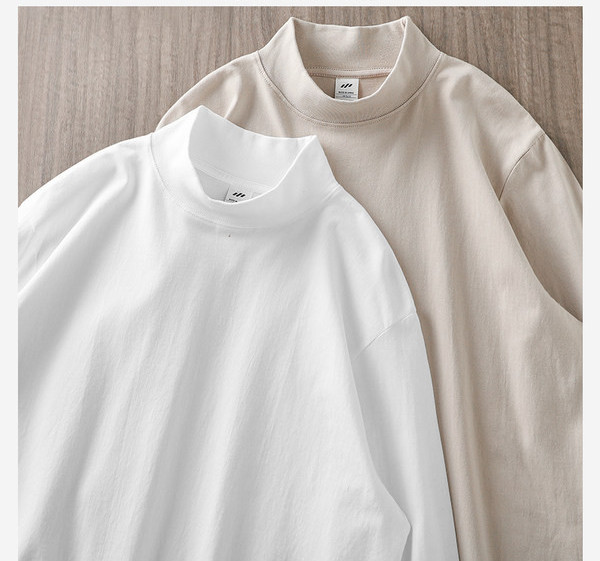 O bluză de bărbați model curat cu guler polo în mai multe culori