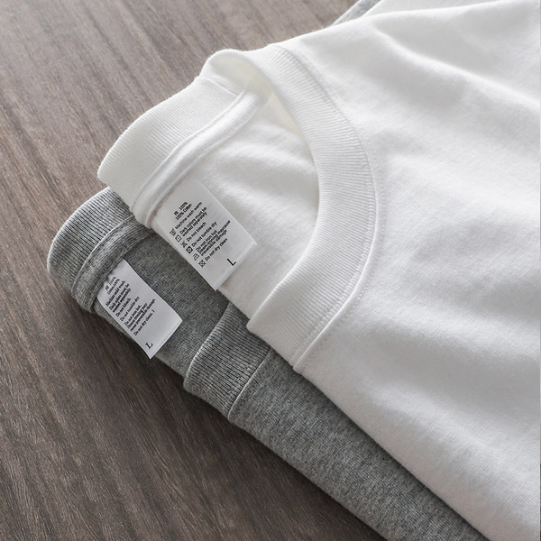 Uus mudel meeste tavaline ovaalse kaelusega pluus