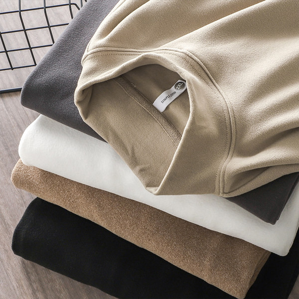 Ühevärviline fliisist polo kaelusega pluus