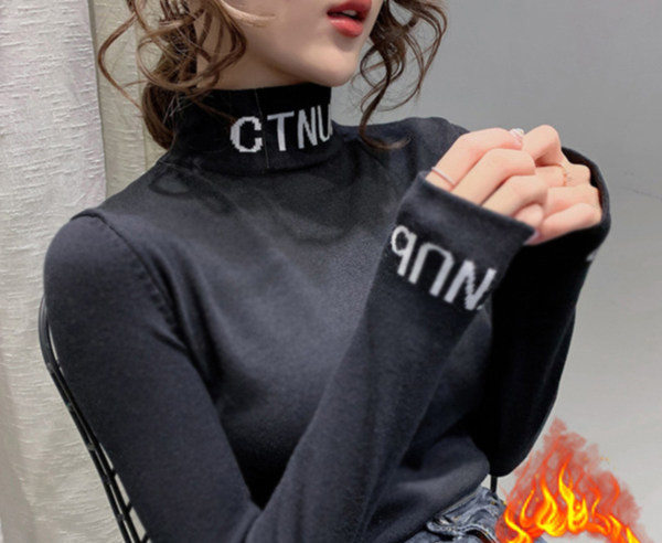 Bluză casual de damă cu guler polo înalt