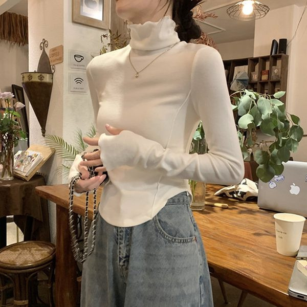 Bluză de damă - cu guler polo și mâneci lungi