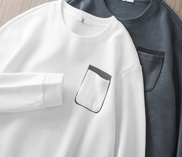 Bluză bărbătească cu mâneci lungi și buzunar