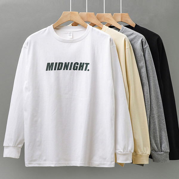 Moderna muška majica s tiskanim natpisom